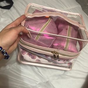 traveling makeup set